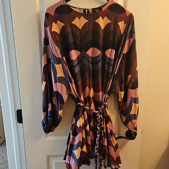 VICI Collection Retro Mod Geometric Mini Dress, L | MCM, Flowy, Festival, Boho - Picture 2 of 11